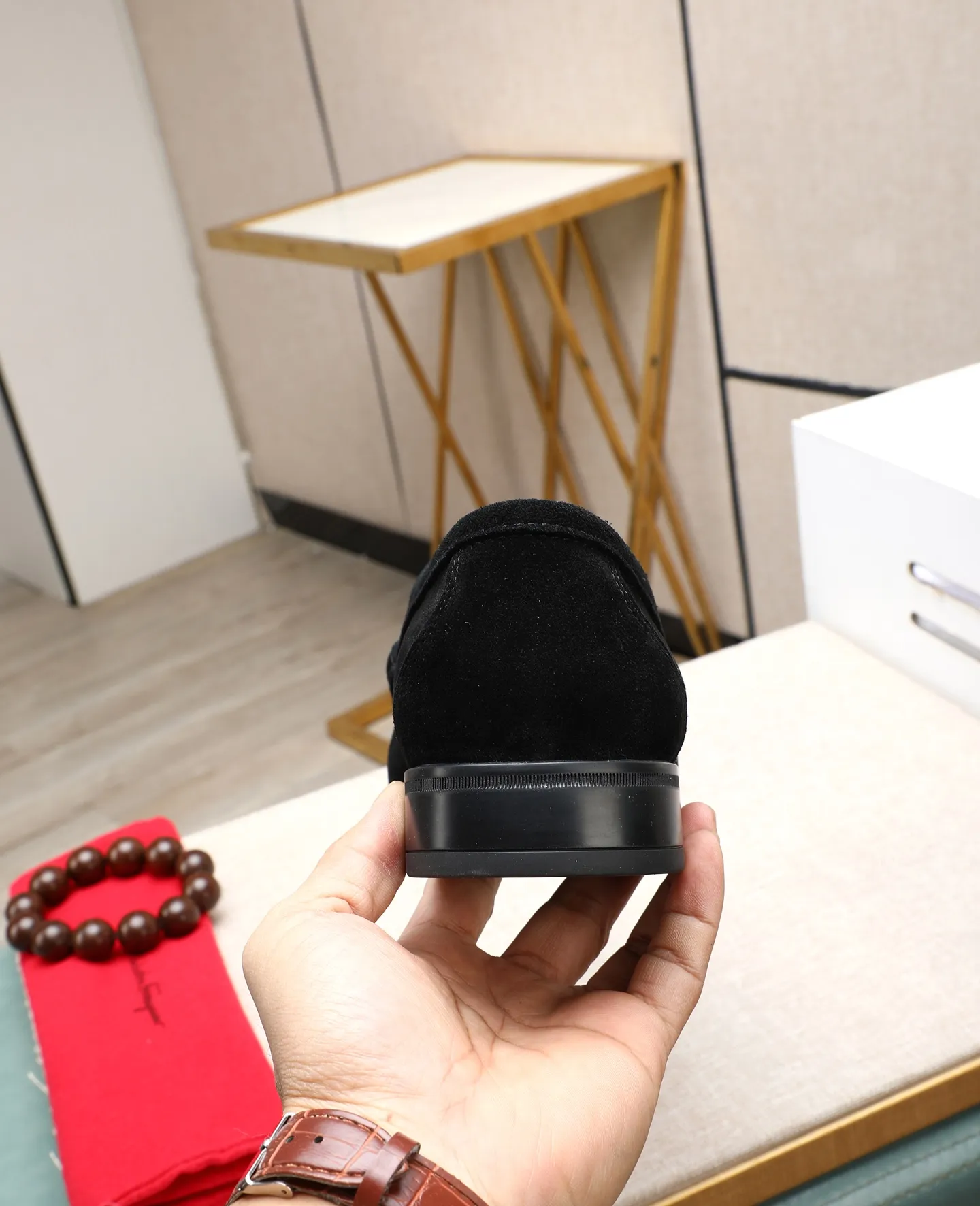 Men's clothing and shoes 💰700📛📛High-end goods! Salvatore Ferragamo is the world's top luxury footwear brand. It comes from Italy, the kingdom of fashion. It is famous all over the world for its traditional handmade design and novel styles... 🚶🏻🚶🏻 Top-quality suit shoes are sold simultaneously at the counter. This style is purely handmade. The fabric is imported Italian calfskin➕soft water-dyed cowhide lining. Specially available with original deep rubber outsole🌀🌀Size: 38➖44